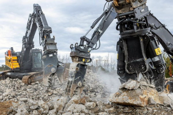 Breaker vs. Crusher: How to Choose Demolition Tools